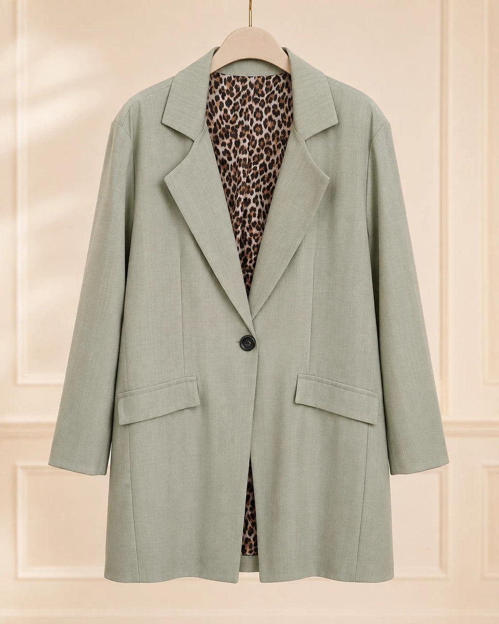 Curvy Damen Oversize-Blazer mit Leo-Futter und Stretch – Ansicht 6