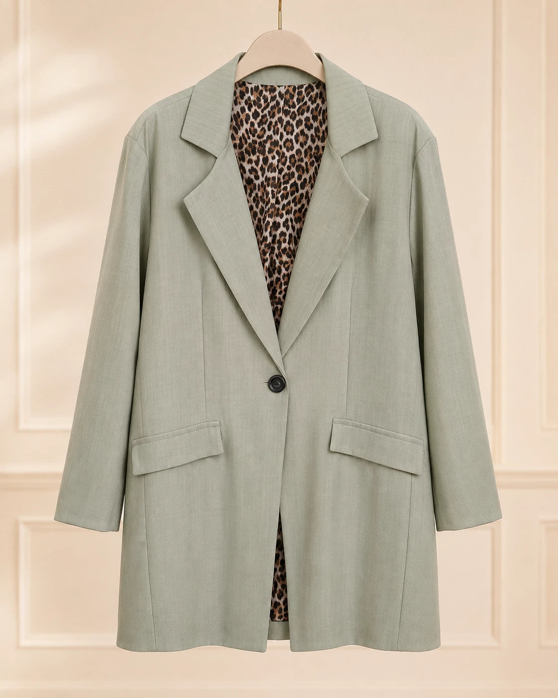 Curvy Damen Oversize-Blazer mit Leo-Futter und Stretch – Ansicht 6