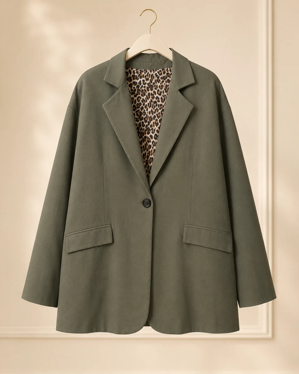 Curvy Damen Oversize-Blazer mit Leo-Futter und Stretch – Ansicht 7