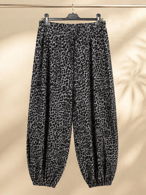 Curvy Damen Leo-Baggyhose aus Baumwolle Größe 48–60 – Ansicht 2