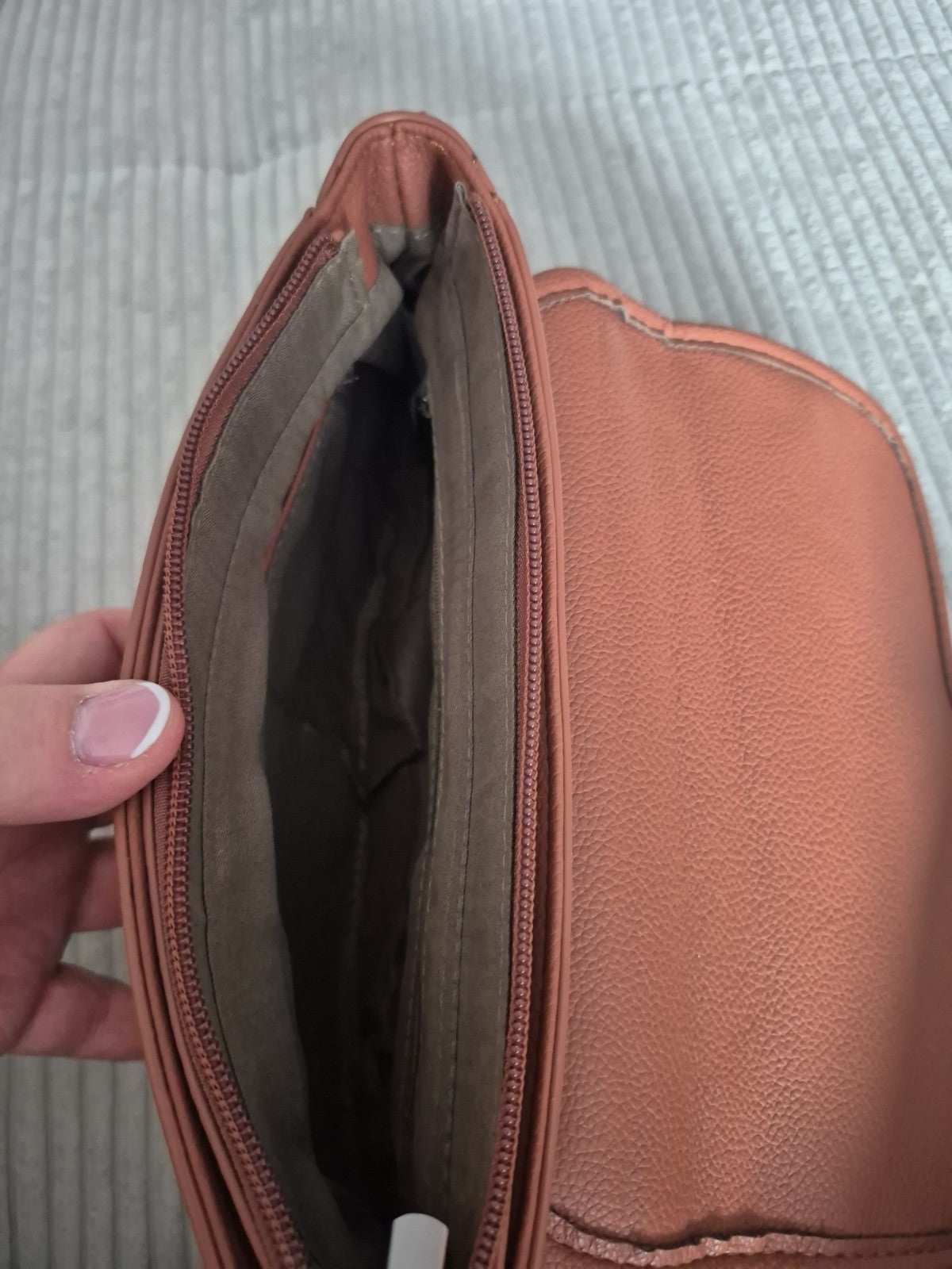 Analia Damen Tasche Leo Leopard Cognac Braun Umhängetasche – Produktbild 5