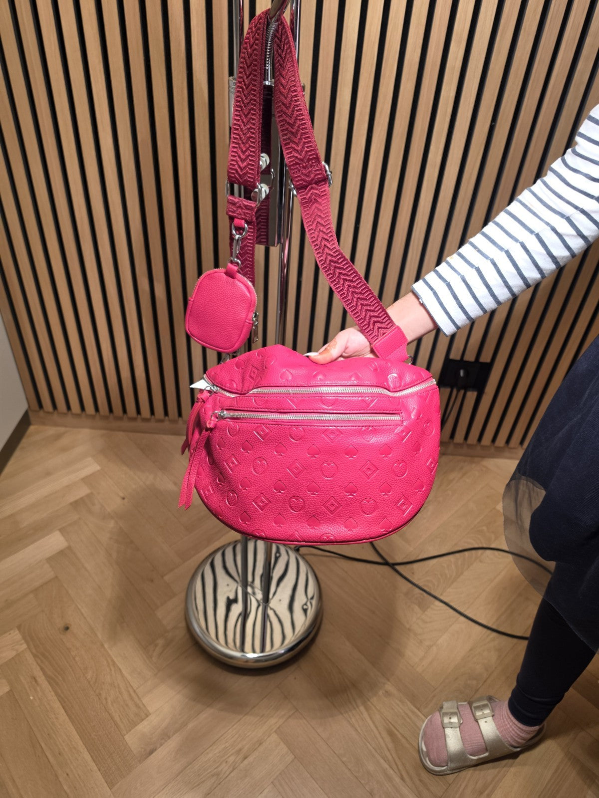 Damen Bauchtasche Umhängetasche Crossbody Rot Handtasche Trend – Produktbild 3